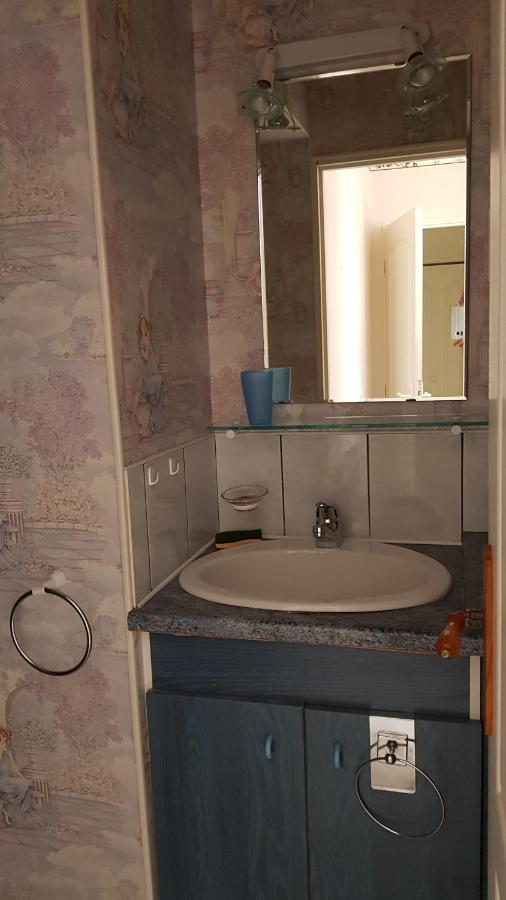 La Providence, Chambres D'Hotes Saint-Sernin-du-Plain Dış mekan fotoğraf